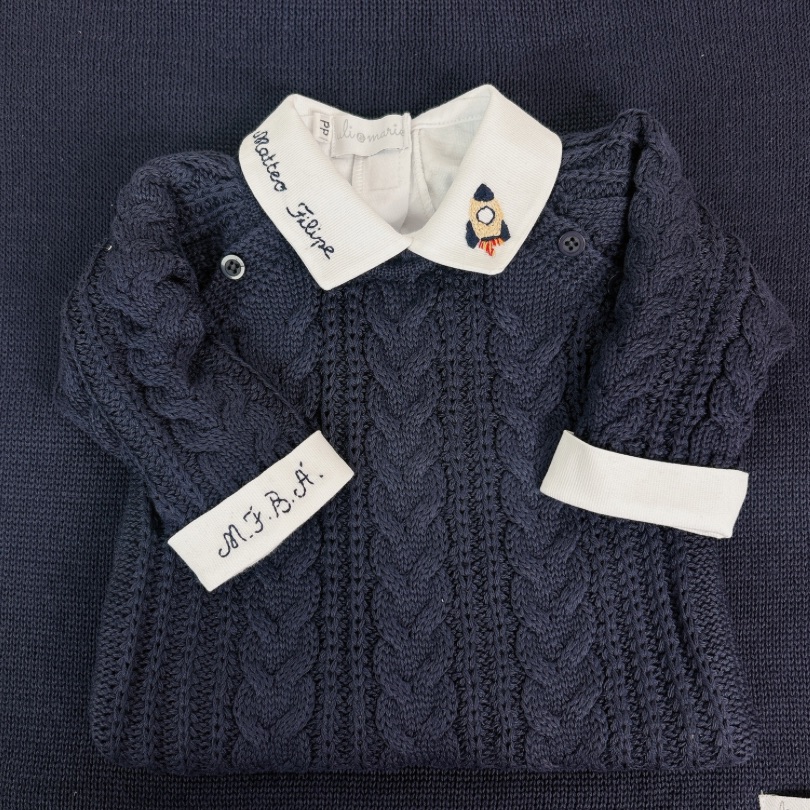 body-personalizado-menino-com-punho-bordado