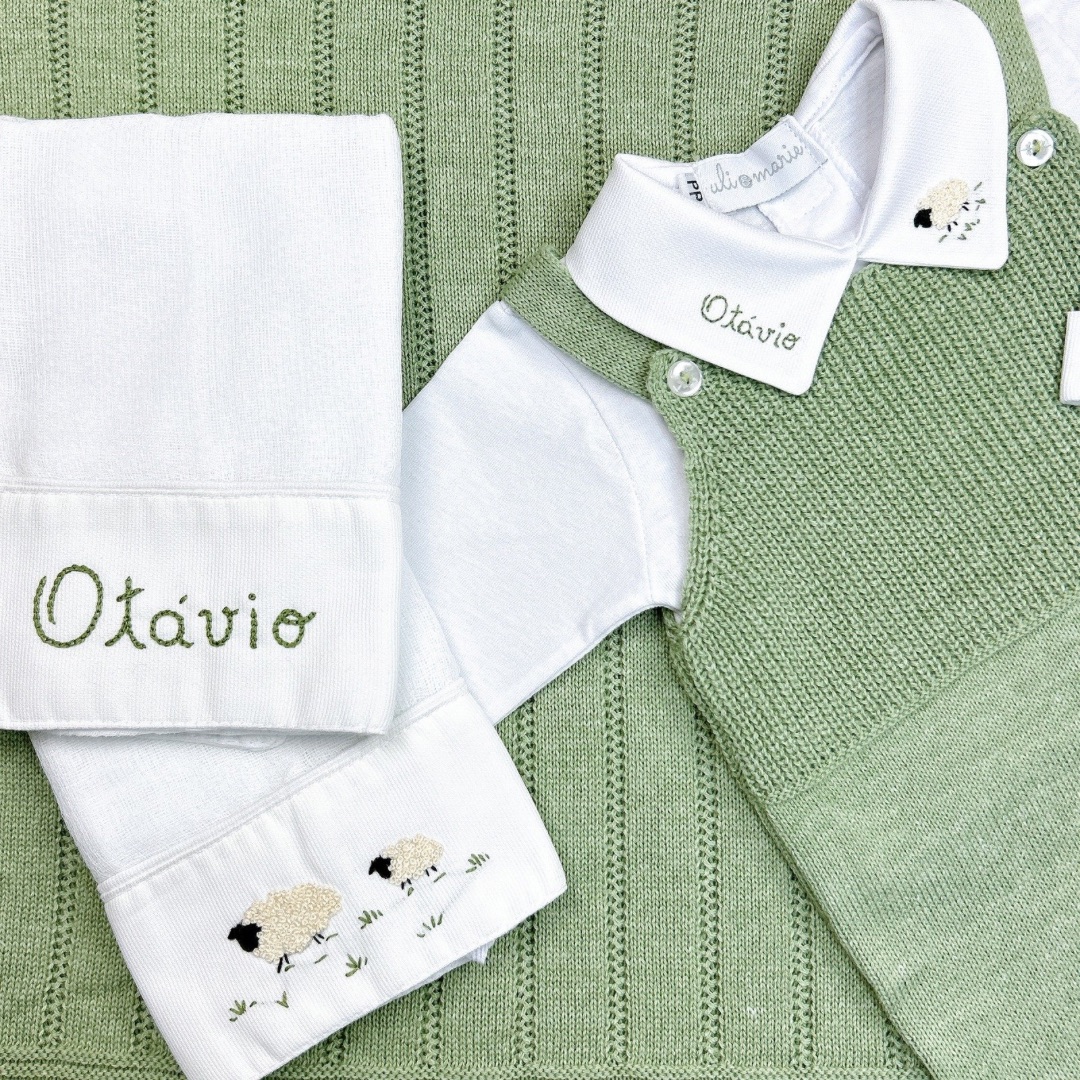 Saída Maternidade Carneirinho personalizada -5 peças - Imagem 3