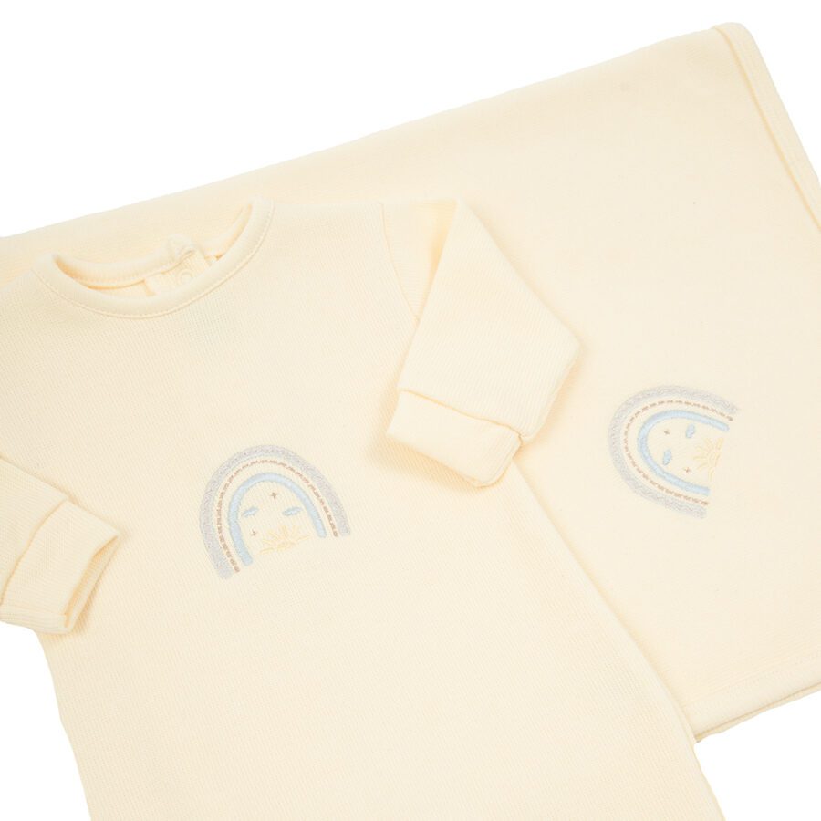 saída-maternidade-rainbow-amarelo-bebê