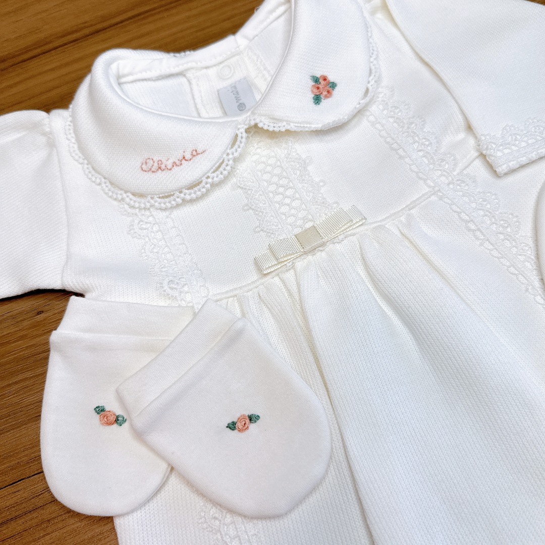 SAIDA-MATERNIDADE-CECILIA-OFFWHITE-ALGODÃO-MENINA4