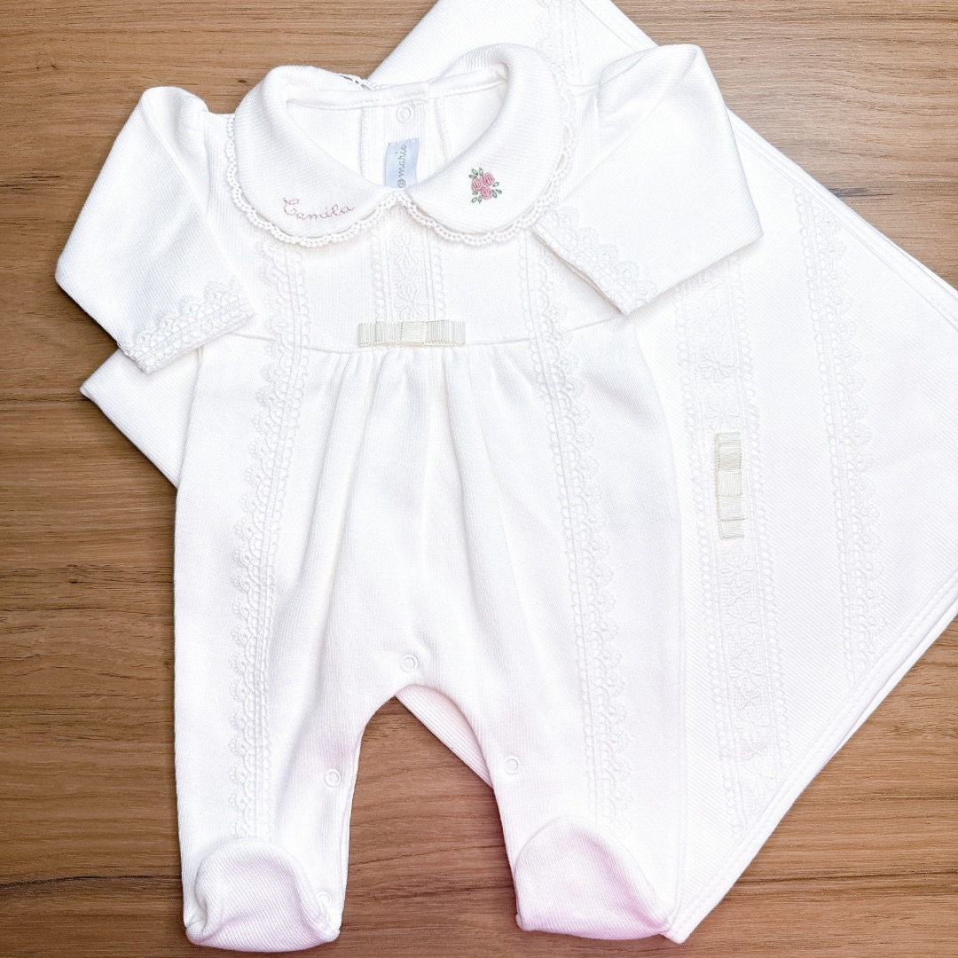 Saída Maternidade Cecília Personalizado off-white - 4 peças - Imagem 7